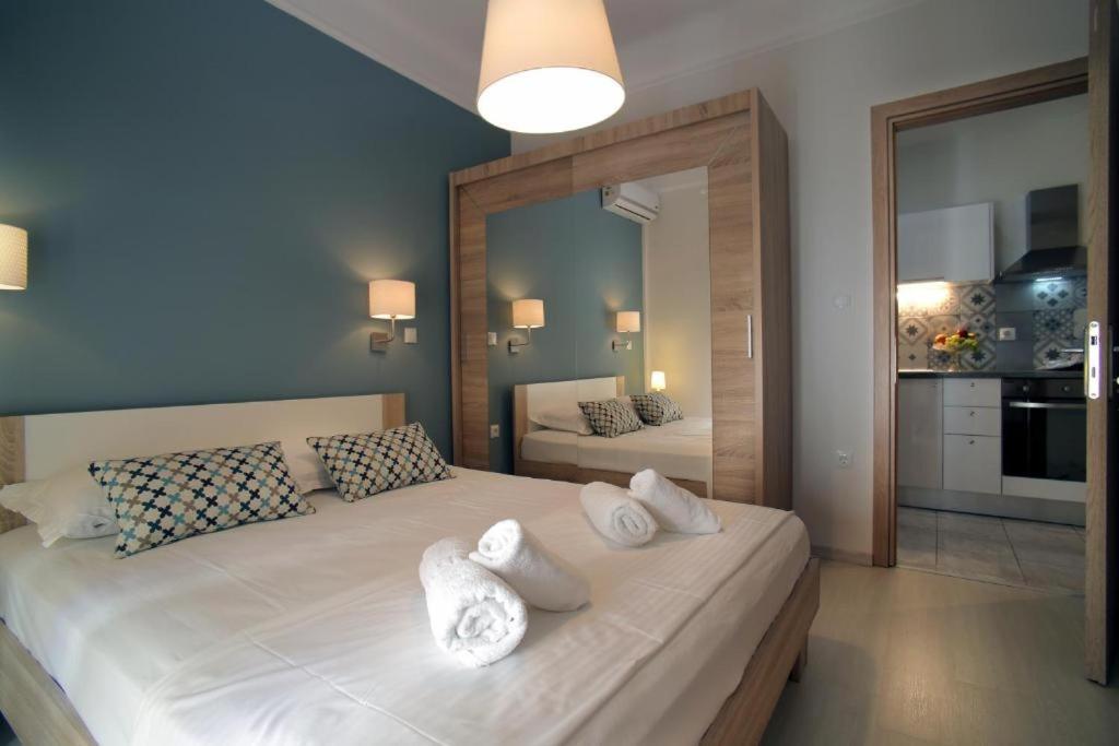 Stylish Modern Apartment, Nilie Hospitality Mgmt Tesalonika Bagian luar foto